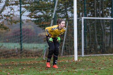 Bild 22 - Frauen SV Henstedt Ulzburg II - TSV Russee : Ergebnis: 5:0